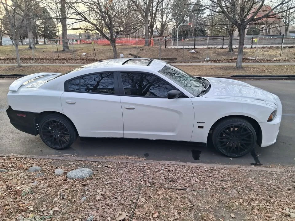 2014 Dodge Charger 7th Gen - Image 3 of 11
