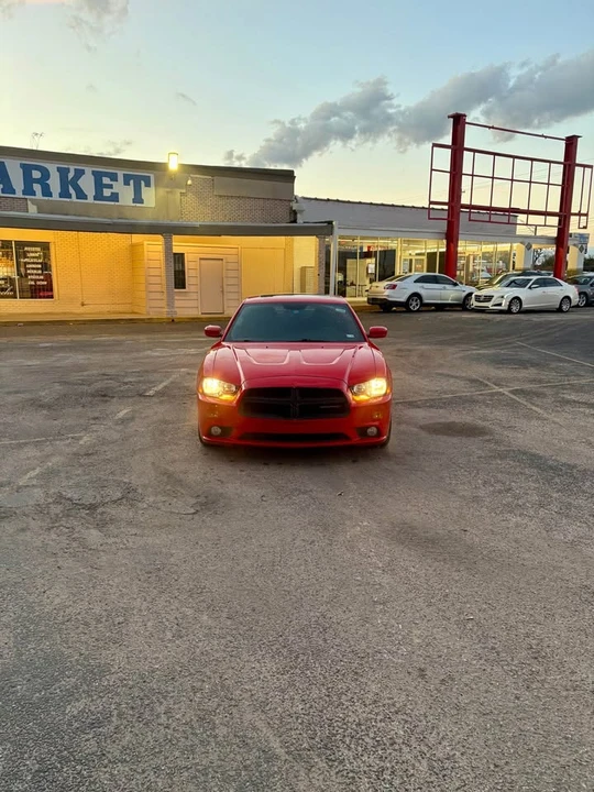 2014 Dodge Charger 7th Gen - Image 8 of 13