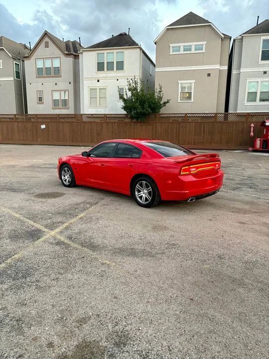 2014 Dodge Charger 7th Gen - Image 3 of 13