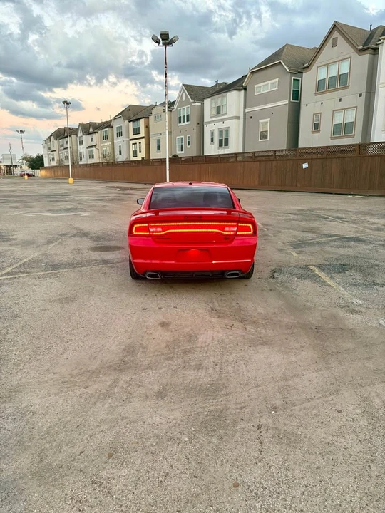 2014 Dodge Charger 7th Gen - Image 4 of 13