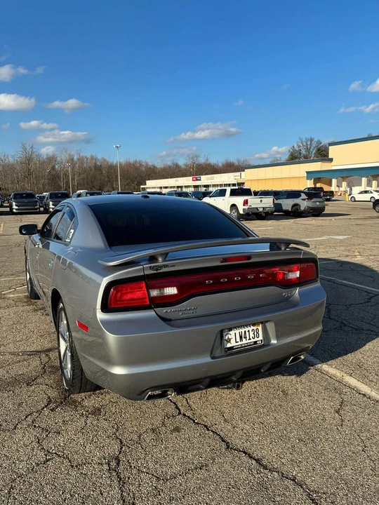2014 Dodge Charger 7th Gen - Image 4 of 13