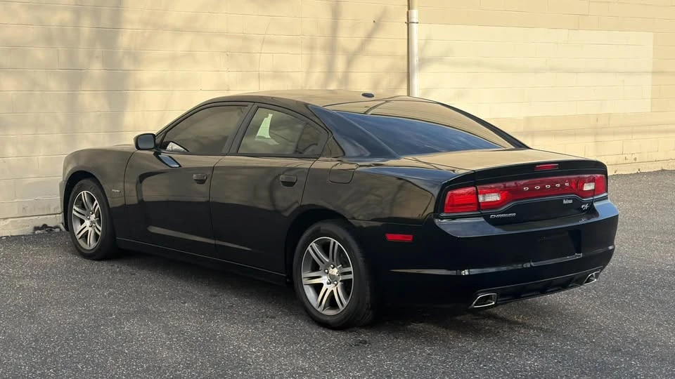 2014 Dodge Charger 7th Gen - Image 4 of 20