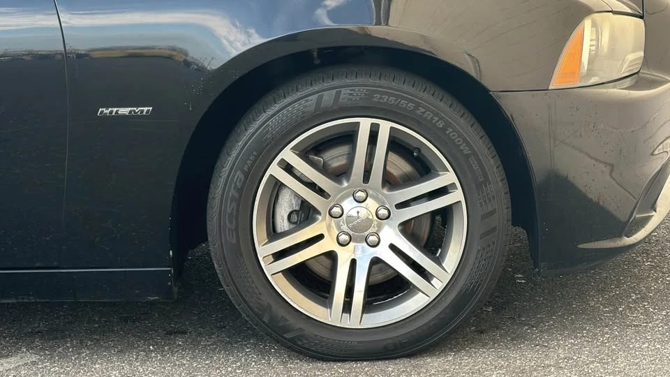 2014 Dodge Charger 7th Gen - Image 19 of 20