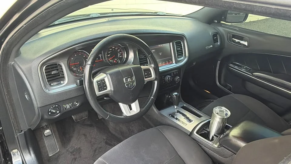 2014 Dodge Charger 7th Gen - Image 9 of 20