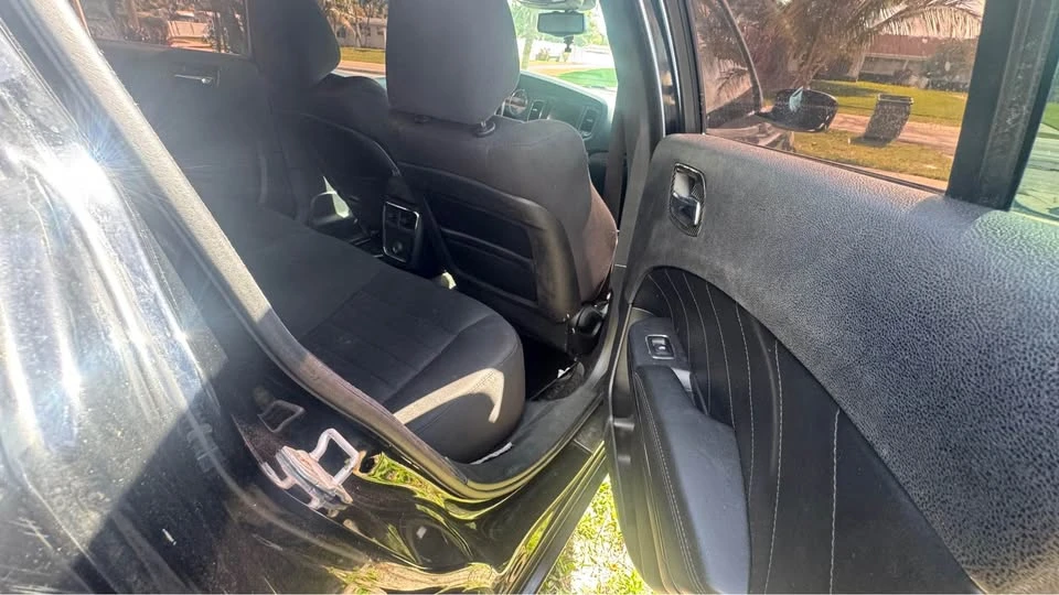 2014 Dodge Charger 7th Gen - Image 19 of 20