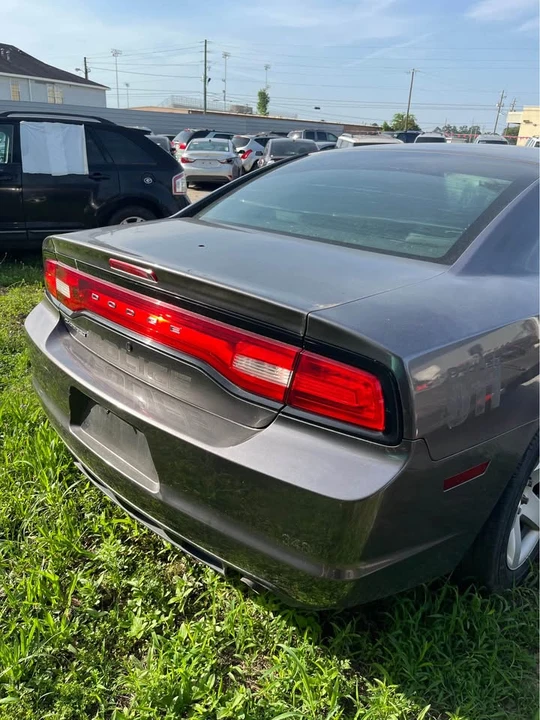 2014 Dodge Charger 7th Gen - Image 9 of 11