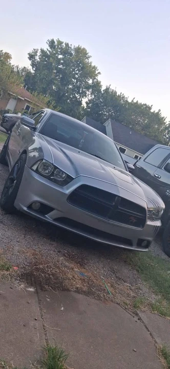 2014 Dodge Charger 7th Gen - Image 2 of 7