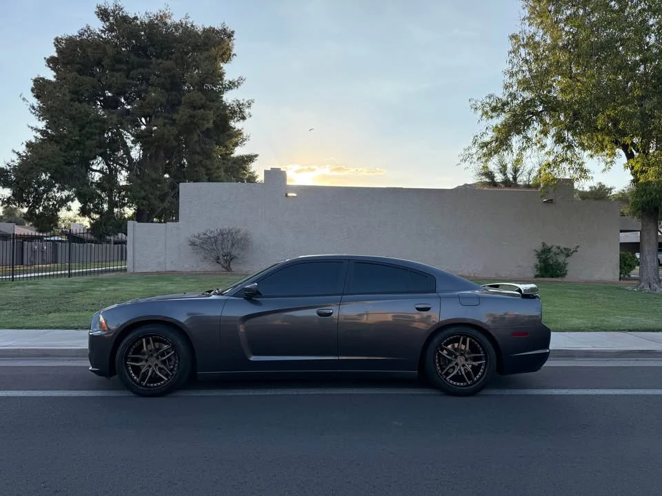 2014 Dodge Charger 7th Gen - Image 4 of 17