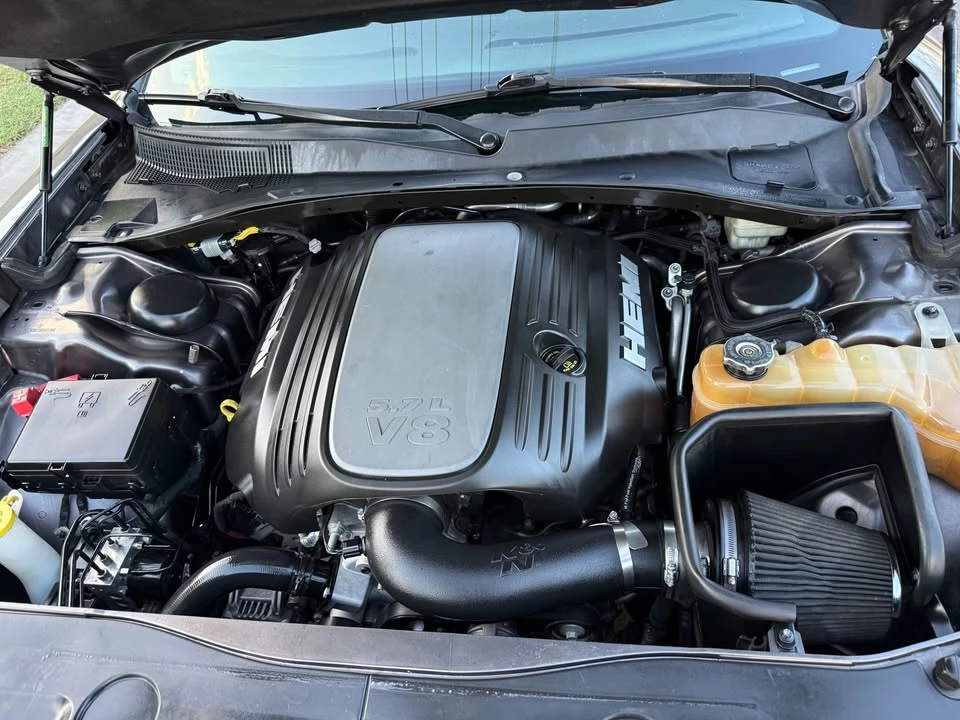 2014 Dodge Charger 7th Gen - Image 13 of 17