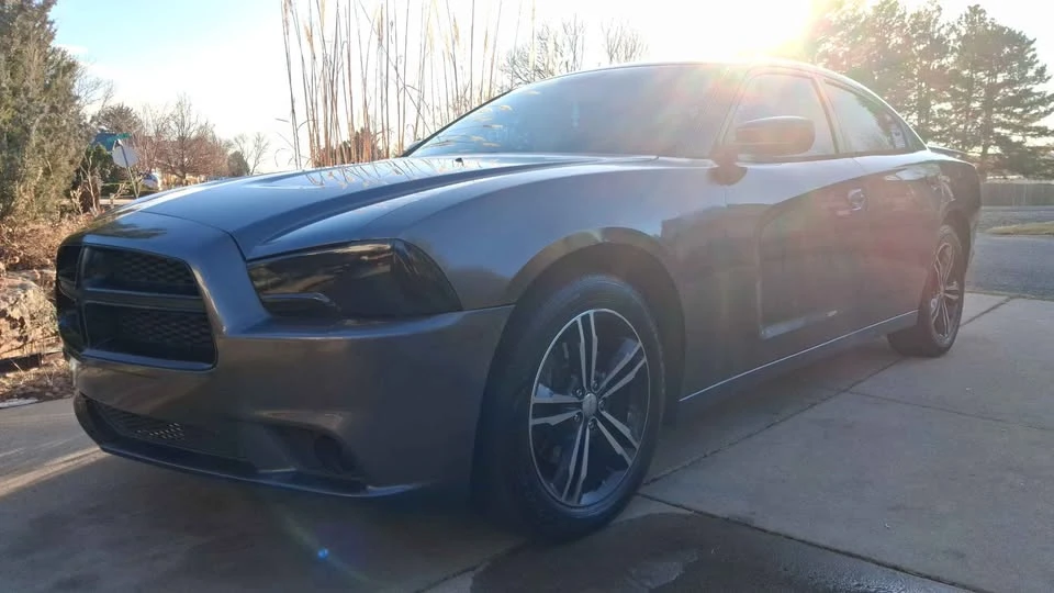 2014 Dodge Charger 7th Gen - Image 2 of 17