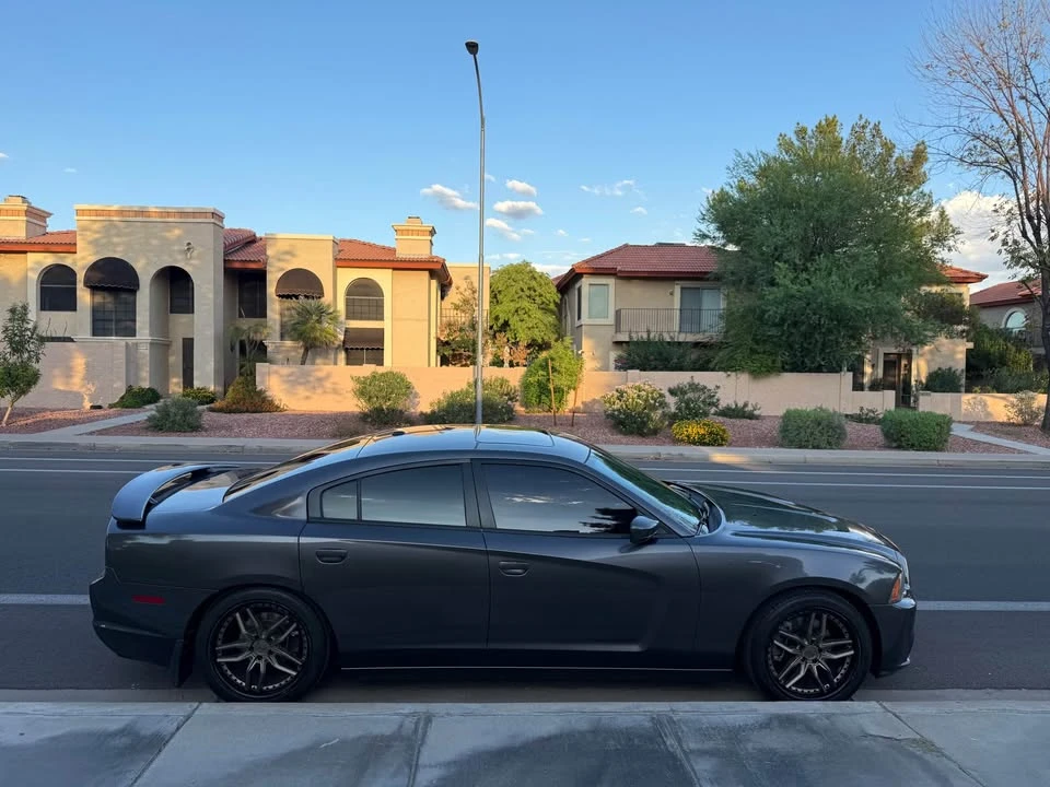 2014 Dodge Charger 7th Gen - Image 8 of 17