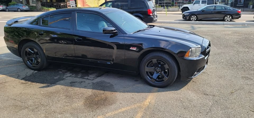 2014 Dodge Charger 7th Gen - Image 9 of 15