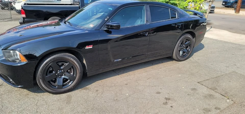 2014 Dodge Charger 7th Gen - Image 10 of 15