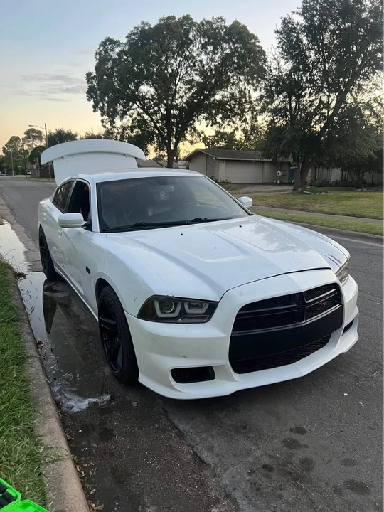 2014 Dodge Charger 7th Gen - Image 9 of 12