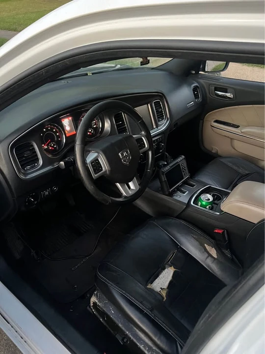 2014 Dodge Charger 7th Gen - Image 10 of 12