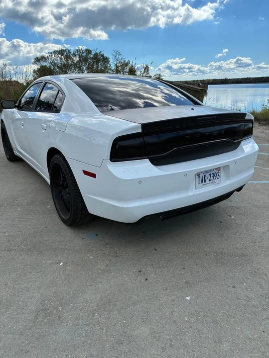 2014 Dodge Charger 7th Gen - Image 3 of 7