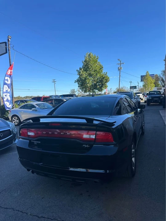 2014 Dodge Charger 7th Gen - Image 5 of 8