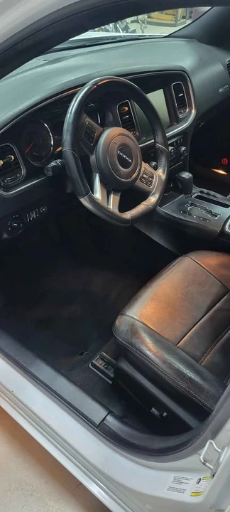 2014 Dodge Charger 7th Gen - Image 7 of 9