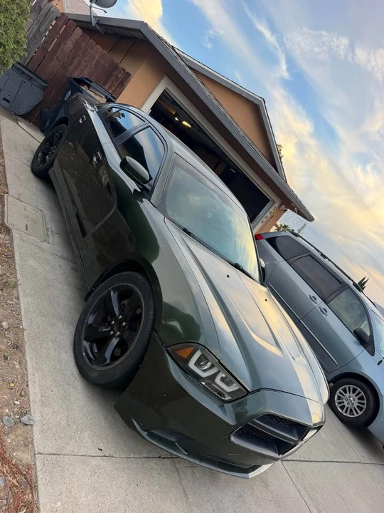 2014 Dodge Charger 7th Gen - Image 2 of 7