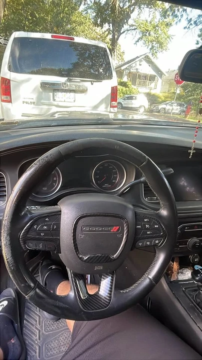 2014 Dodge Charger 7th Gen - Image 2 of 3