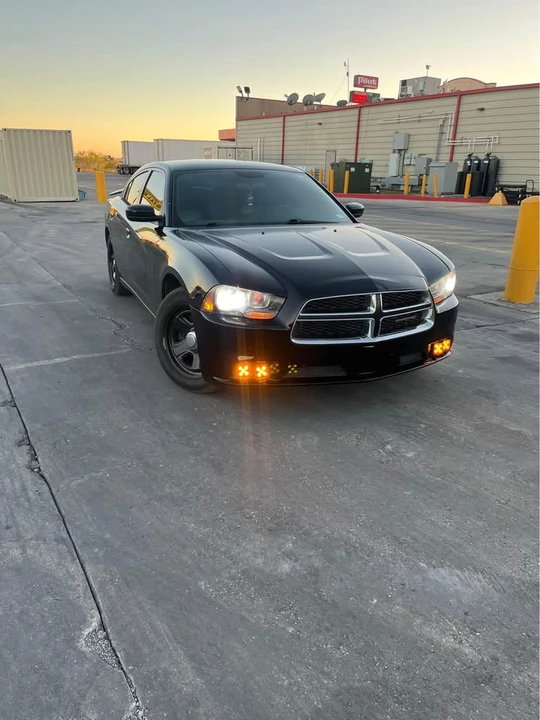 2014 Dodge Charger 7th Gen - Image 2 of 5