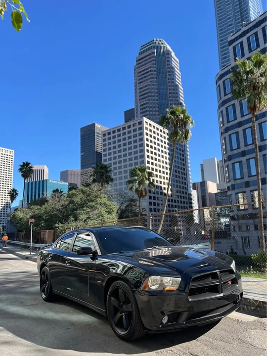 2014 Dodge Charger 7th Gen - Image 5 of 13