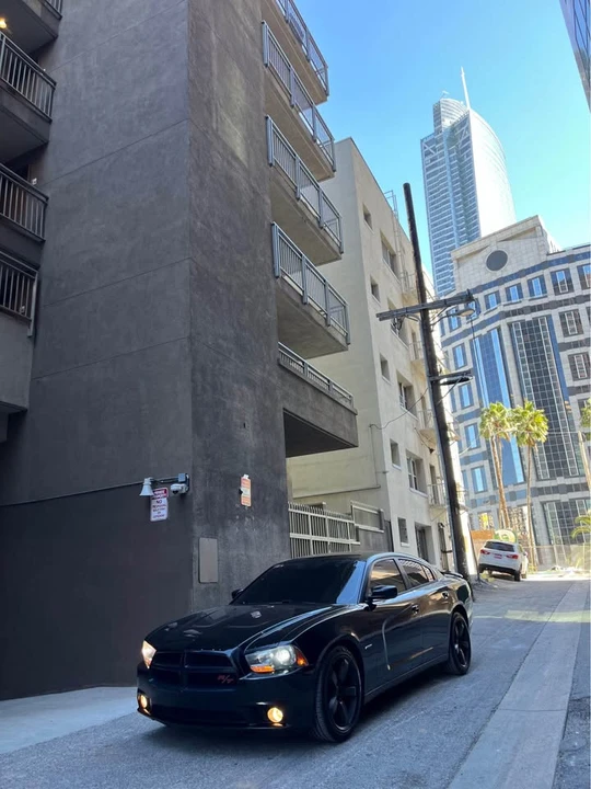 2014 Dodge Charger 7th Gen - Image 3 of 13