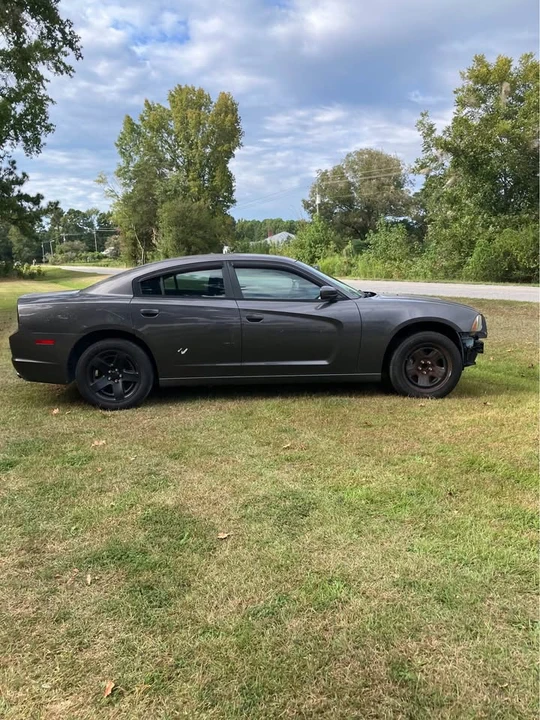 2014 Dodge Charger 7th Gen - Image 2 of 14