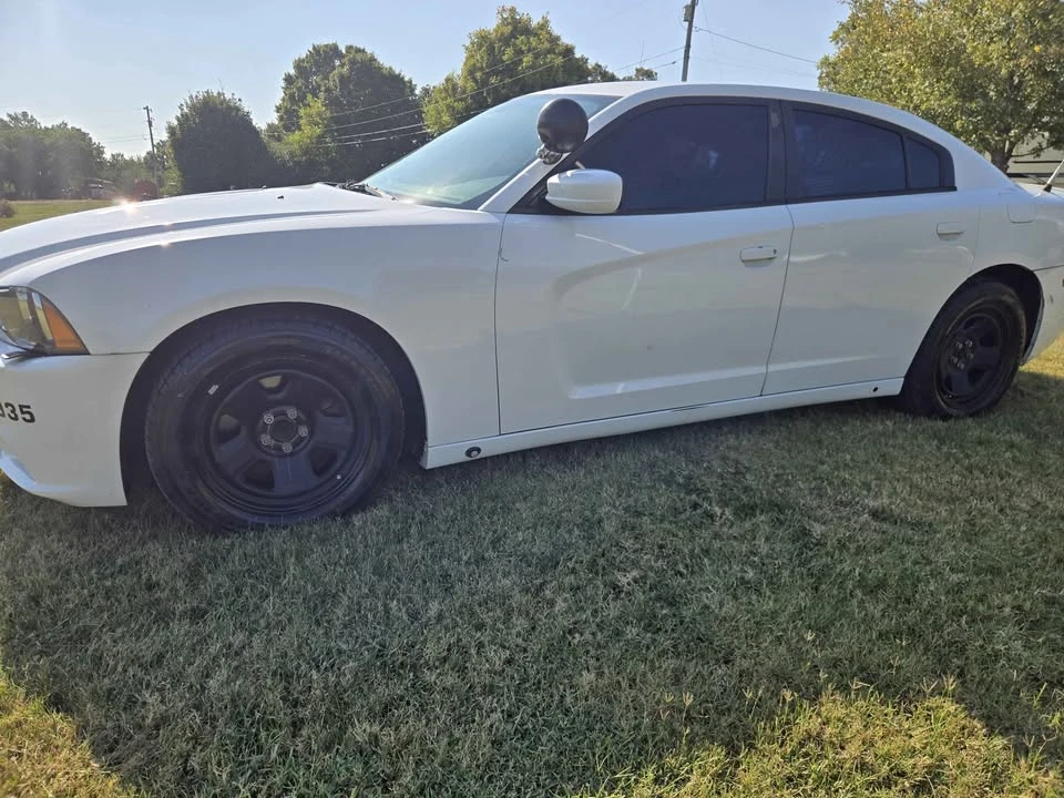 2014 Dodge Charger 7th Gen - Image 3 of 11