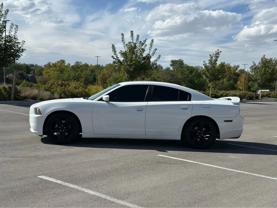 2014 Dodge Charger 7th Gen - Image 8 of 18