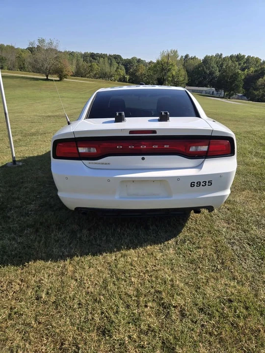 2014 Dodge Charger 7th Gen - Image 4 of 11