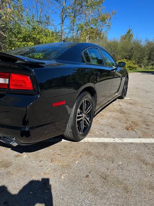 2014 Dodge Charger 7th Gen - Image 7 of 19