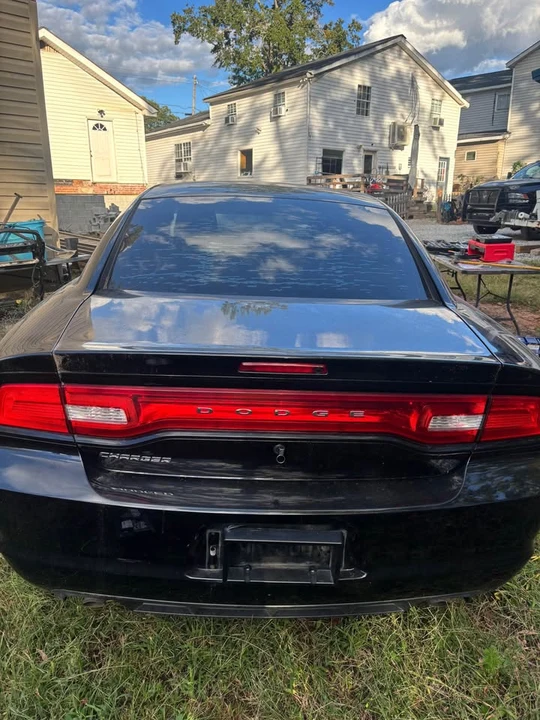 2014 Dodge Charger 7th Gen - Image 3 of 8