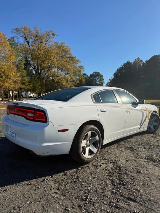 2014 Dodge Charger 7th Gen - Image 5 of 13