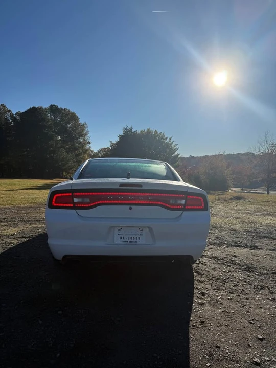 2014 Dodge Charger 7th Gen - Image 4 of 13