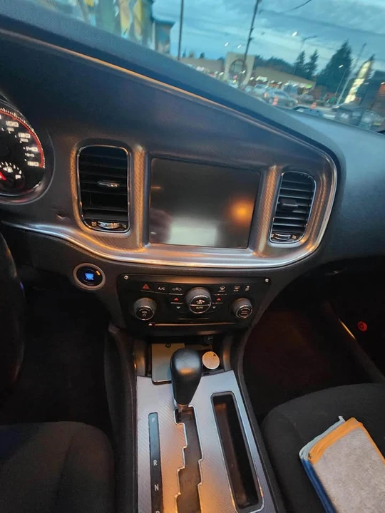 2014 Dodge Charger 7th Gen - Image 12 of 14
