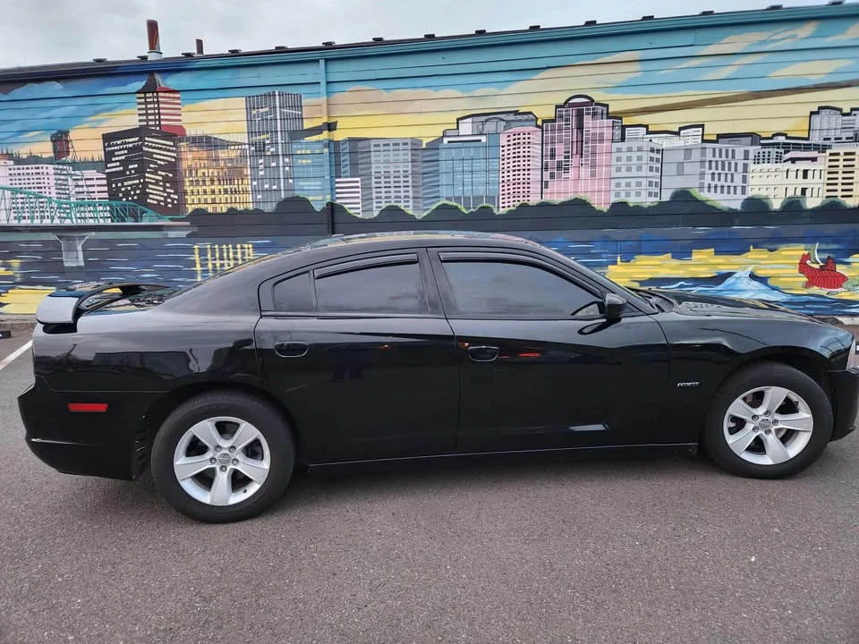 2014 Dodge Charger 7th Gen - Image 4 of 14