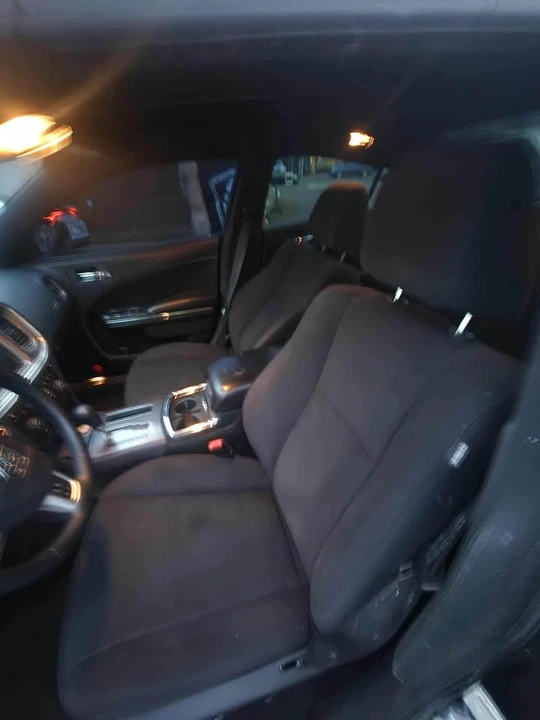 2014 Dodge Charger 7th Gen - Image 10 of 14
