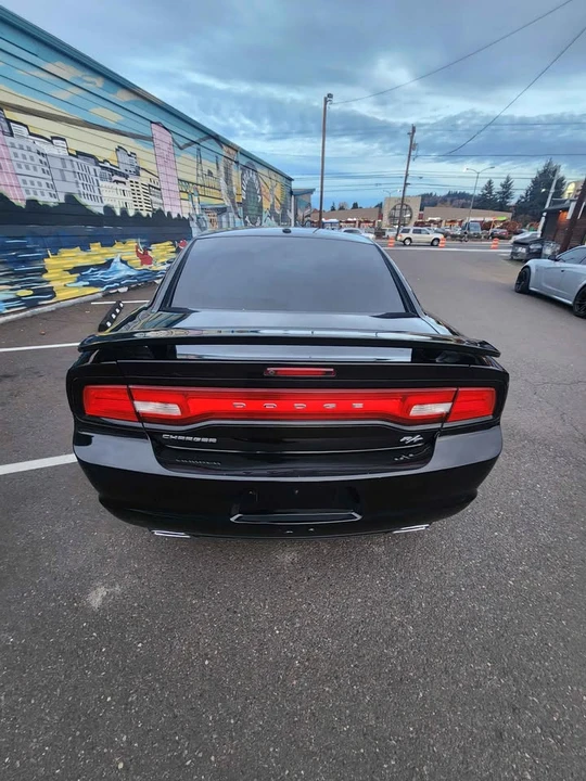 2014 Dodge Charger 7th Gen - Image 7 of 15