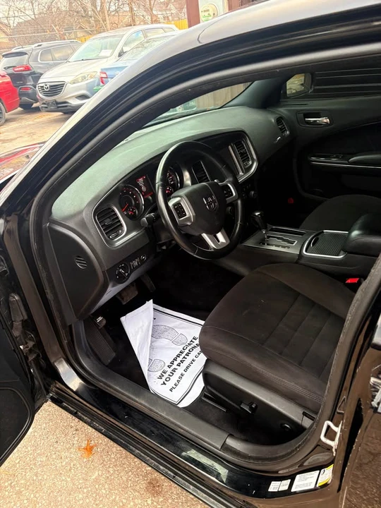 2014 Dodge Charger 7th Gen - Image 14 of 16