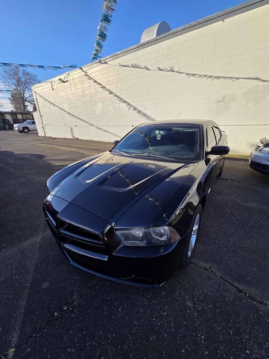 2014 Dodge Charger 7th Gen - Image 2 of 11