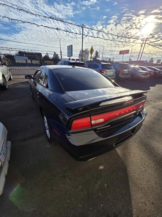 2014 Dodge Charger 7th Gen - Image 6 of 11