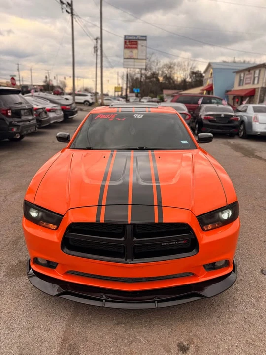 2014 Dodge Charger 7th Gen - Image 2 of 19