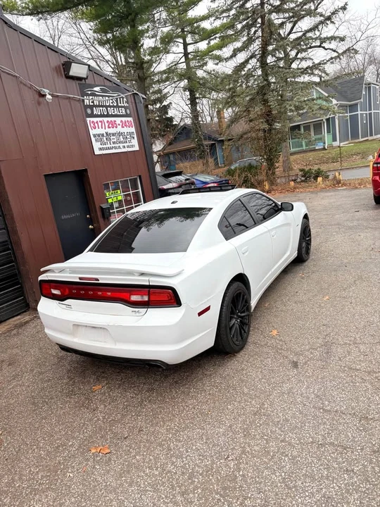 2014 Dodge Charger 7th Gen - Image 8 of 19