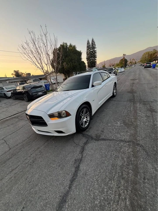 2014 Dodge Charger 7th Gen - Image 7 of 16
