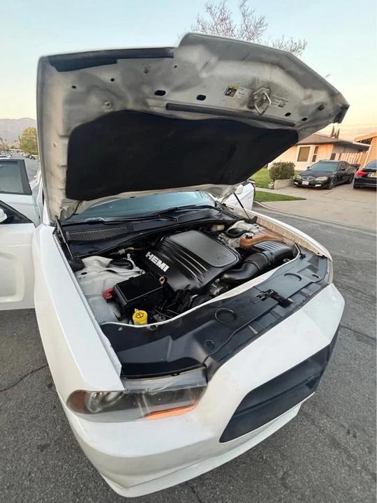 2014 Dodge Charger 7th Gen - Image 3 of 16