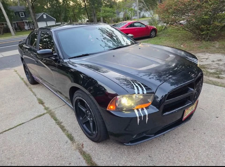 2014 Dodge Charger 7th Gen - Image 2 of 8