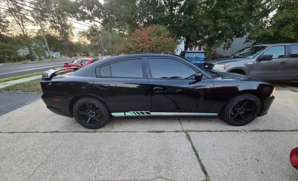 2014 Dodge Charger 7th Gen - Image 3 of 8