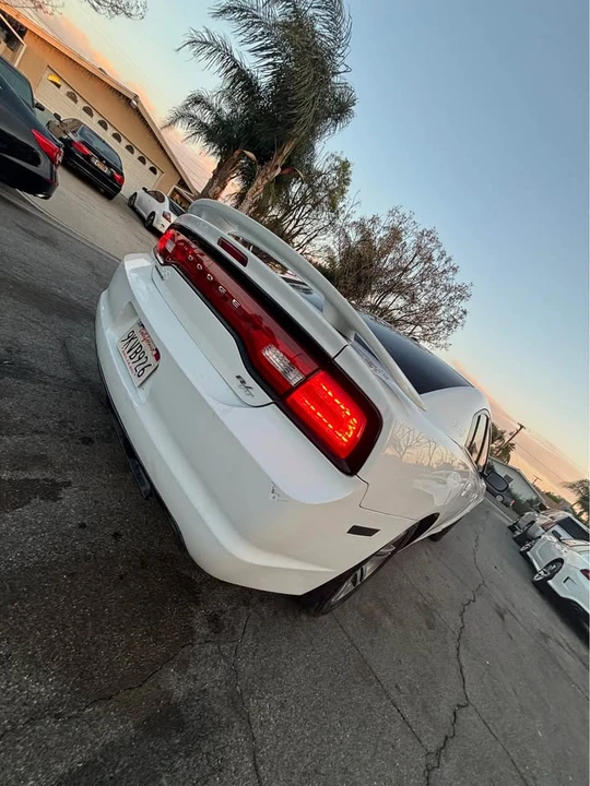 2014 Dodge Charger 7th Gen - Image 5 of 16