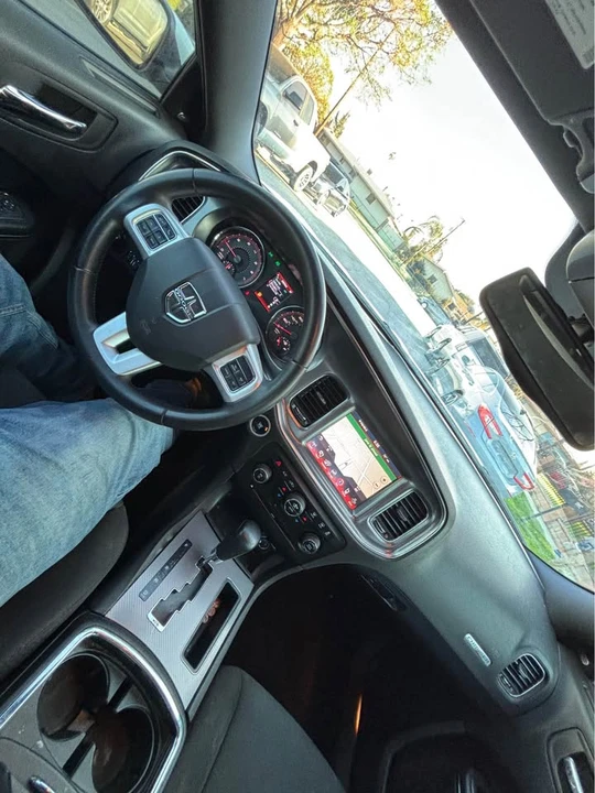2014 Dodge Charger 7th Gen - Image 10 of 13